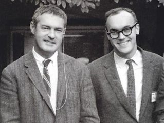 Timothy Leary und Ram Dass: Die Harvard-Professoren, die die Psychedelika-Forschung verändert haben