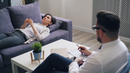 Psilocybin-Therapie in Tschechien: So funktioniert das neue Gesetz 2026