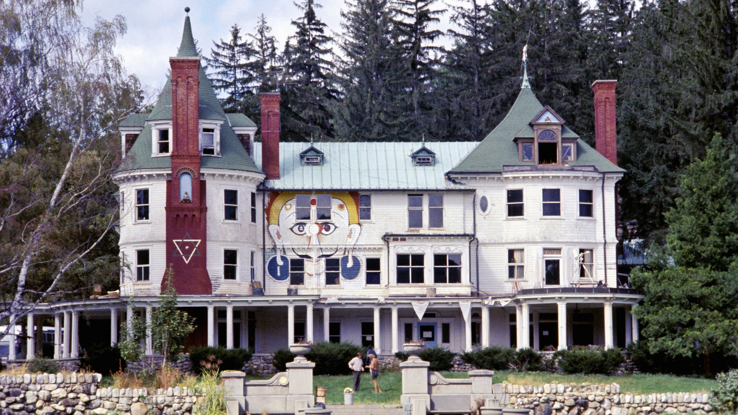 Millbrook House dans l'État de New York, où Timothy Leary et Ram Dass ont poursuivi leurs expériences psychédéliques après Harvard